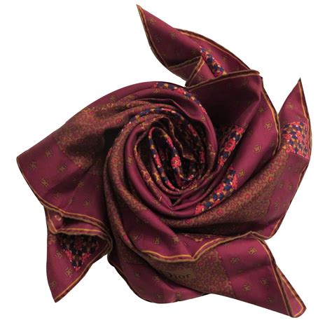 foulard femme christian dior|foulard carré de soie.